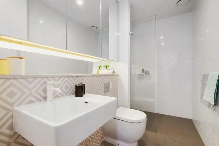 Sixth view of Homely unit listing, A807/33 Bridge Street, Erskineville NSW 2043