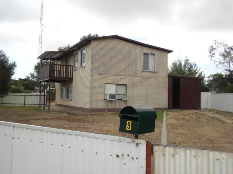 9 Rossiters Road, Moonta Bay SA 5558