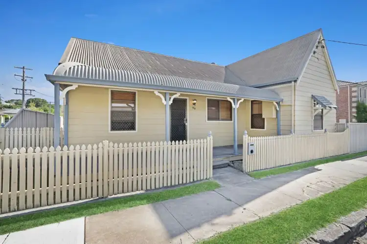 99 Victoria Street, Adamstown NSW 2289