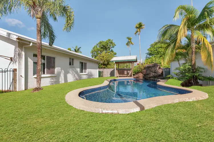 4/12-14 Ireland Crescent, Whitfield QLD 4870