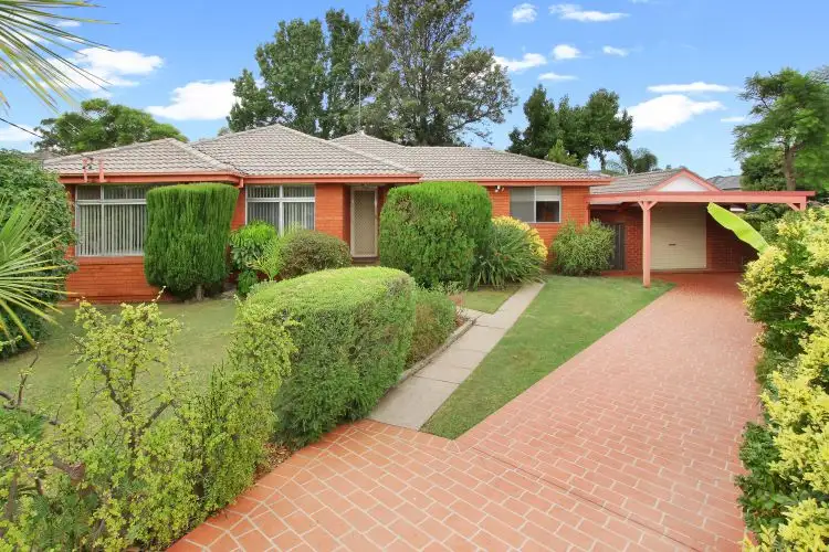 4 Vezey Place, Blacktown NSW 2148
