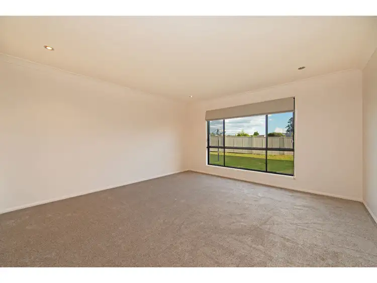 Sixth view of Homely house listing, 33 Holly Avenue, Cawdor QLD 4352