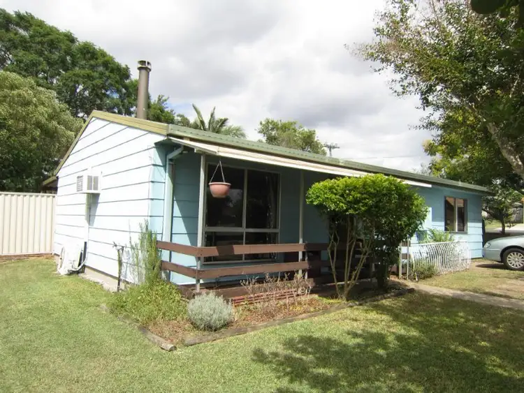 1 Saunders Street, Flinders View QLD 4305