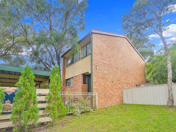 10/15 Stringybark Place, Bradbury NSW 2560
