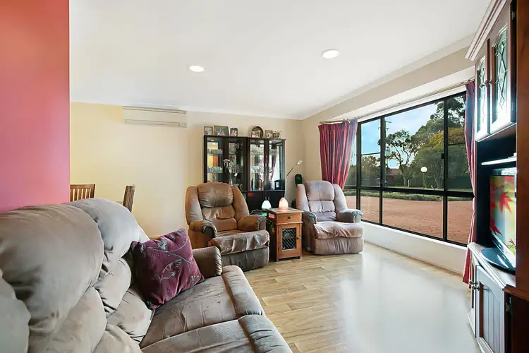 Fifth view of Homely house listing, 4 Glen Crescent, Highfields QLD 4352
