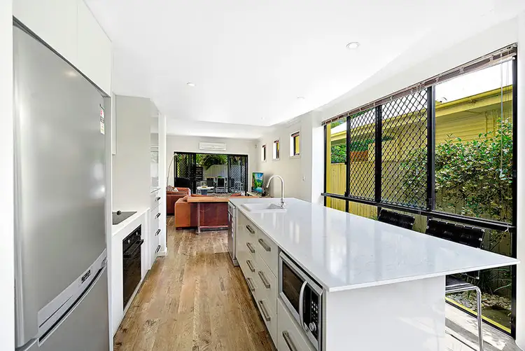 Fourth view of Homely semi-detached listing, 2/39 Peerless Avenue, Mermaid Beach QLD 4218