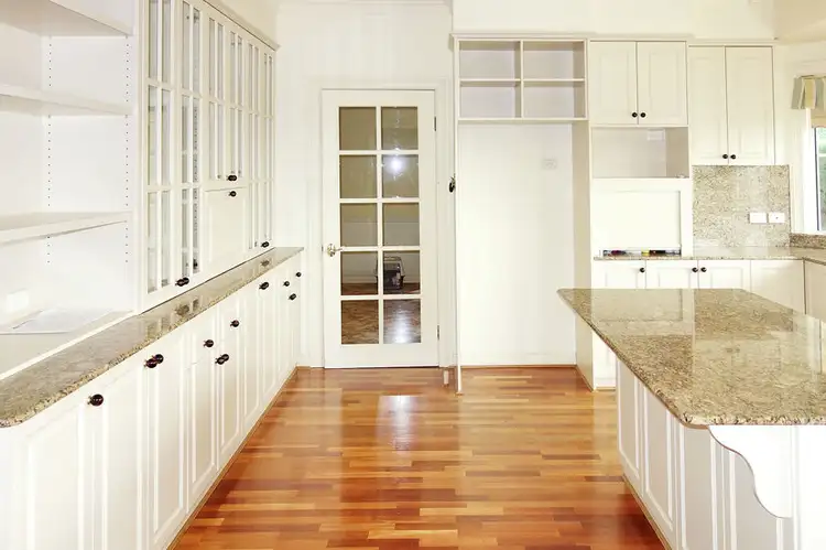 Third view of Homely house listing, 3 Gordon Close, Kooringal NSW 2650