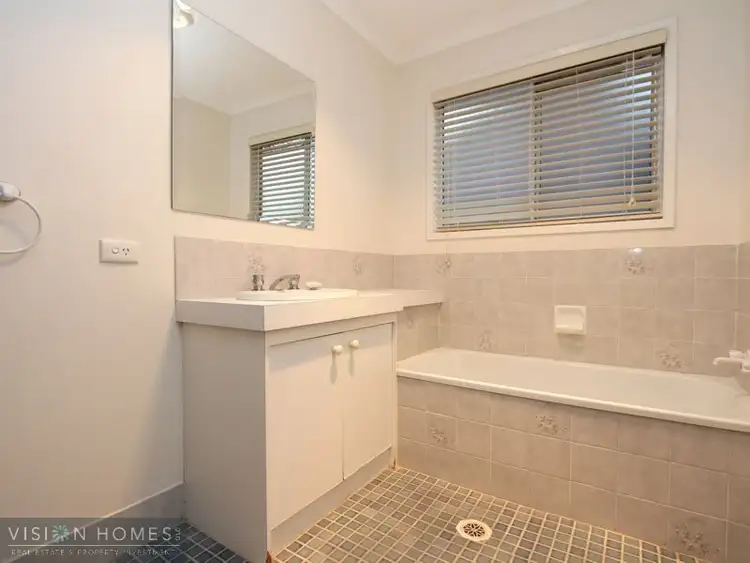 Fifth view of Homely house listing, 54 Mackellar drive, Boronia Heights QLD 4124