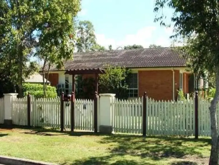 4 Avon Street, Leichhardt QLD 4305