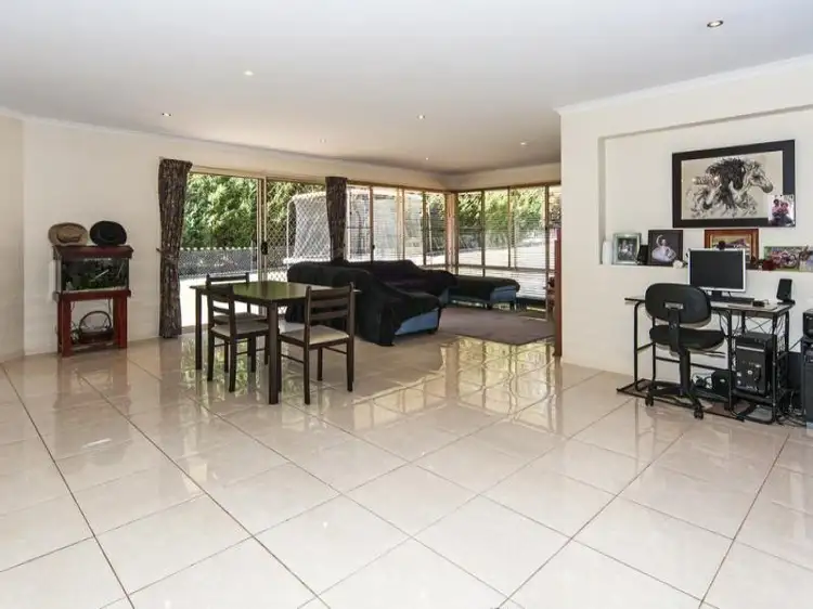Second view of Homely house listing, 1 Lynne Ct, Highfields QLD 4352