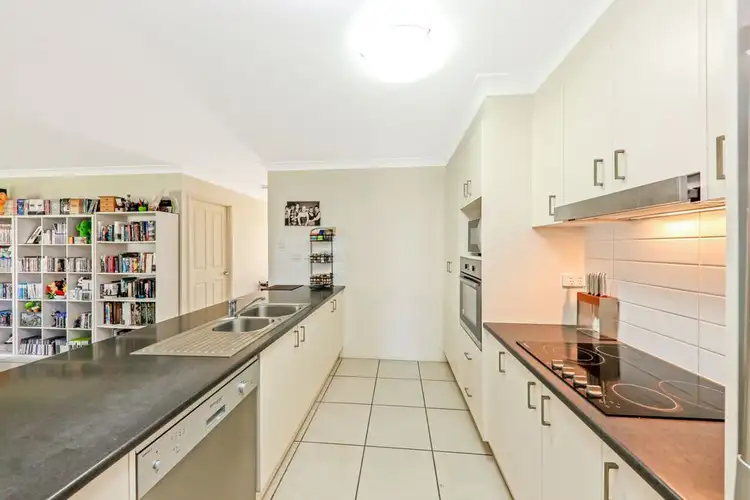 Second view of Homely house listing, 39 Colebrook Crescent, Doolandella QLD 4077