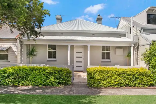 3 Reay Street, Hamilton NSW 2303