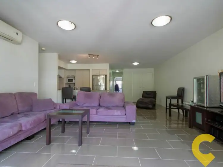 Third view of Homely unit listing, 4/86 Brighton Road, Sandgate QLD 4017