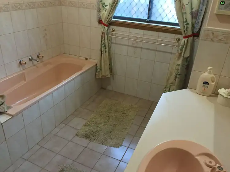 Sixth view of Homely house listing, 11 Lemana Court, Mount Gambier SA 5290