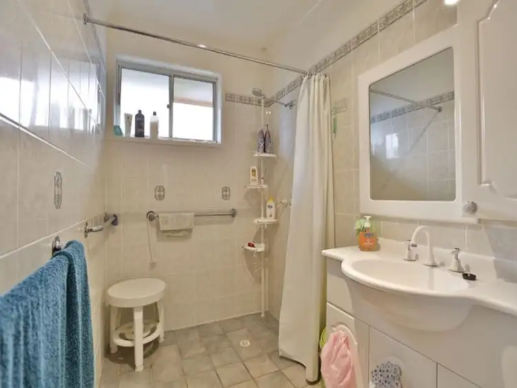 Fifth view of Homely house listing, 10 Spies Court, Mount Lofty QLD 4350