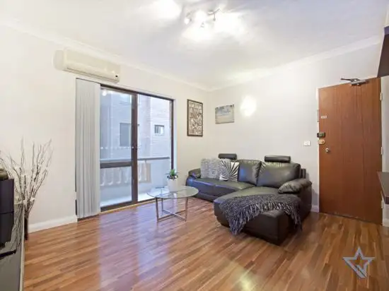 Fifth view of Homely unit listing, 4/17 Central Avenue, Westmead NSW 2145