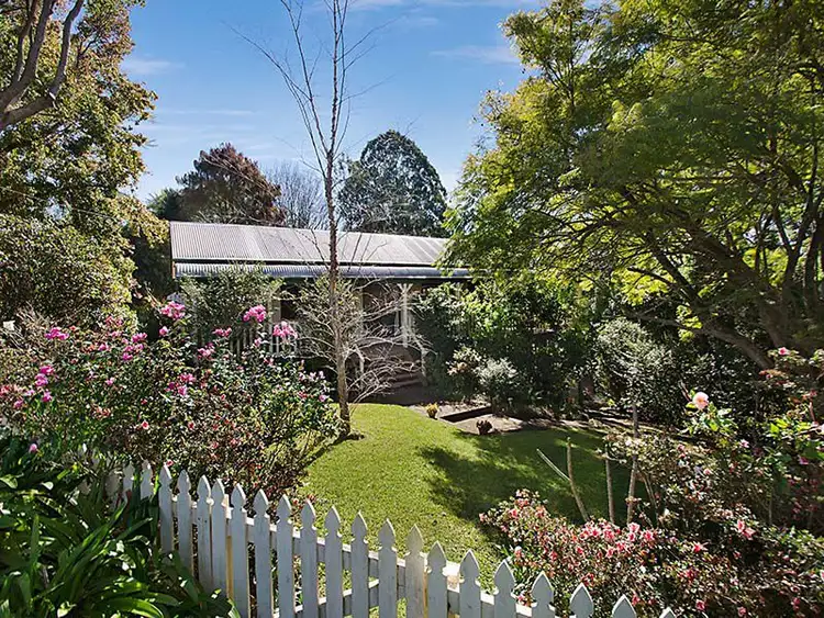 394 Mountain View Rd, Maleny QLD 4552