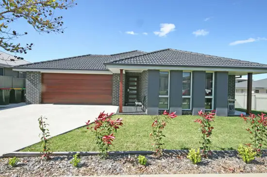 11 Peak Drive, Tamworth NSW 2340