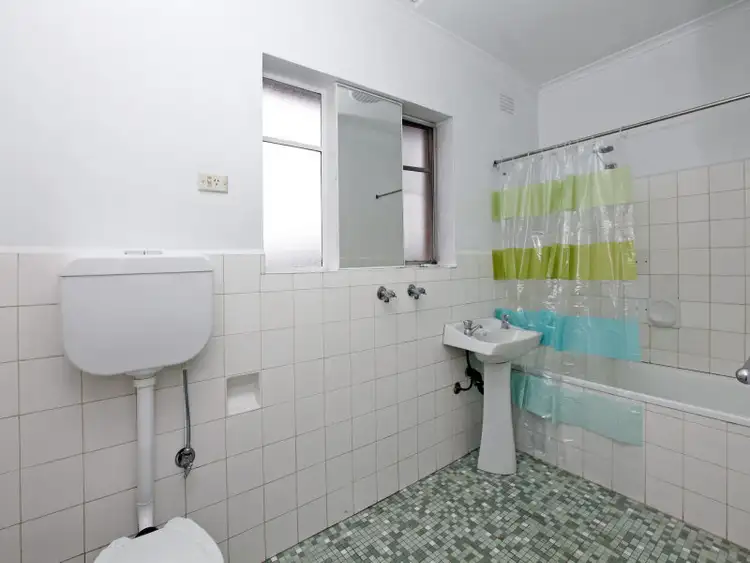 Fifth view of Homely apartment listing, 6/102 Moreland Rd, Brunswick VIC 3056