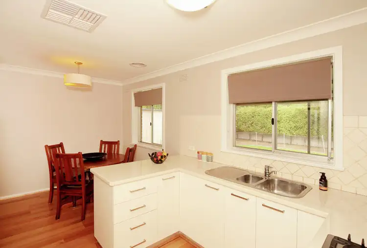 Fifth view of Homely house listing, 9 Geneva Crescent, Lake Albert NSW 2650