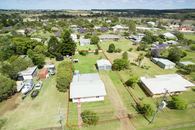 21 Daher Street, Goombungee QLD 4354