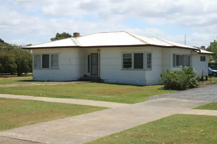 41 Beach Street, Woolgoolga NSW 2456