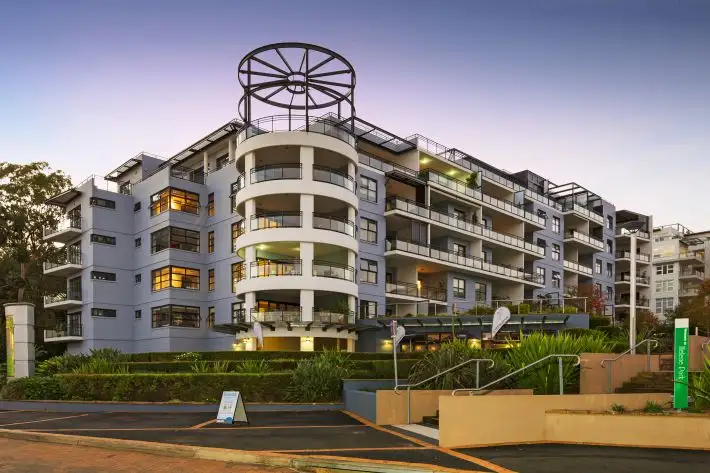 18/2 Bay Drive, Meadowbank NSW 2114