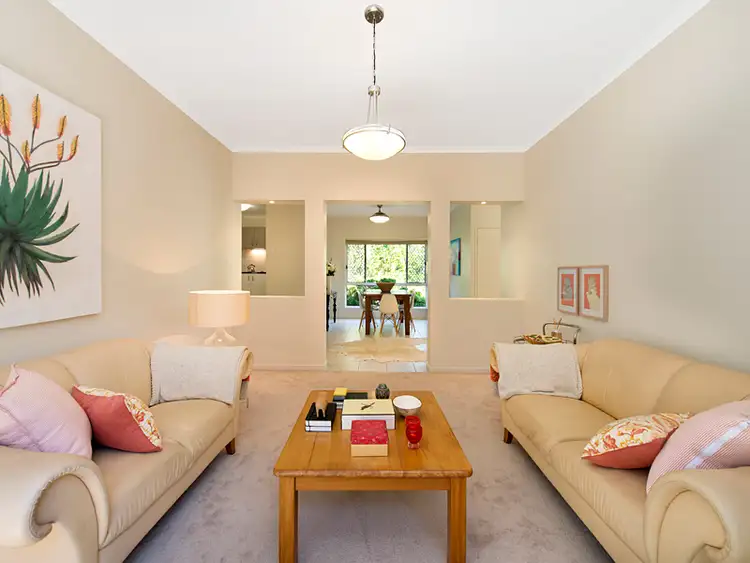 Fourth view of Homely house listing, 8 Sands Place, Chapel Hill QLD 4069