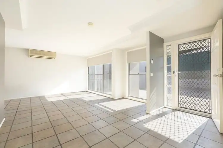 Second view of Homely house listing, 33 Bouchet Crescent, Minchinbury NSW 2770