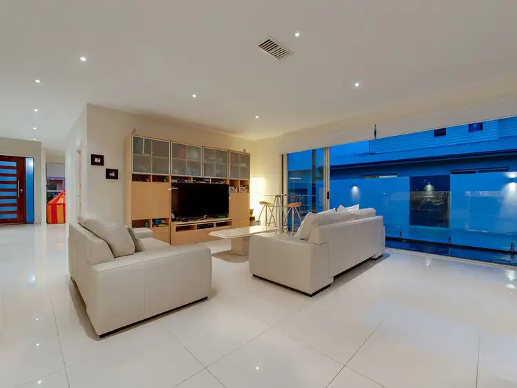 Fourth view of Homely house listing, 10 Hoop Pine Place, Sunnybank Hills QLD 4109