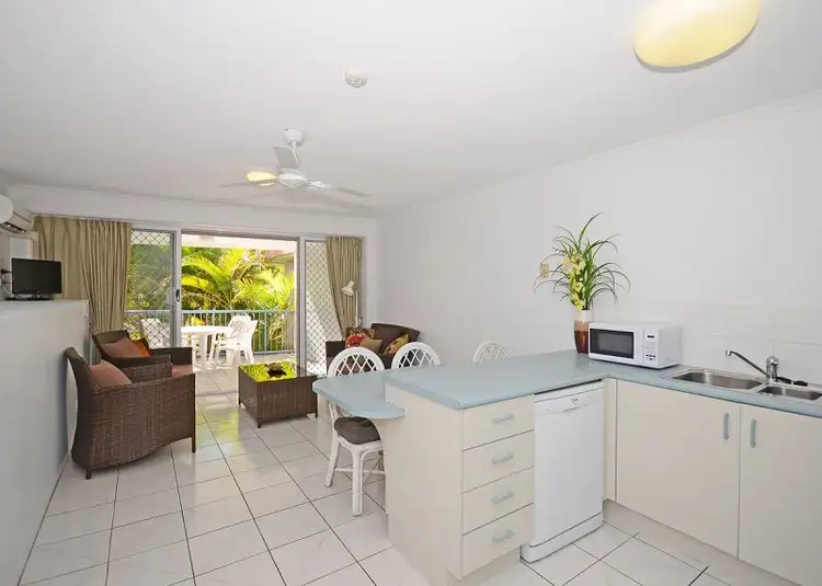 Unit 5/386 'Riviera Resort' Esplanade, Torquay QLD 4655