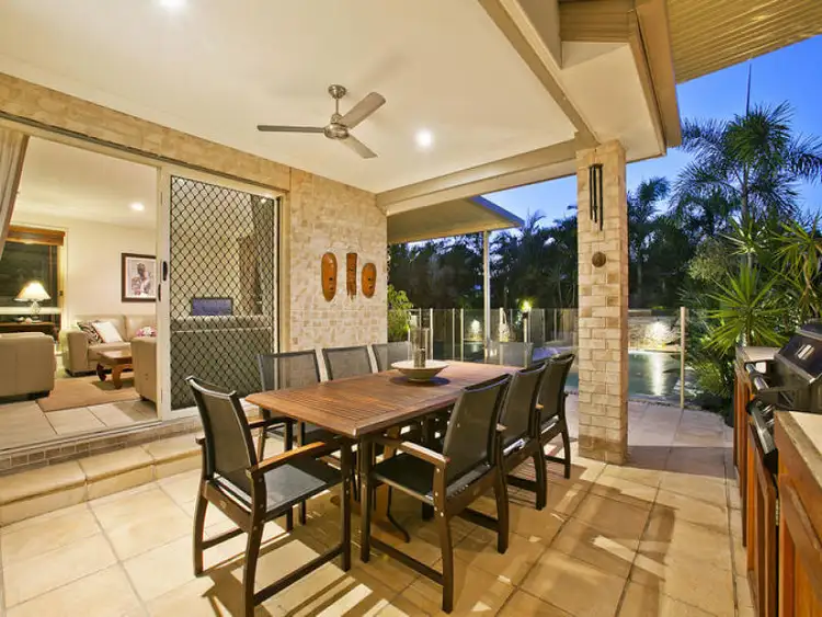 118 Graceville Avenue, Graceville QLD 4075