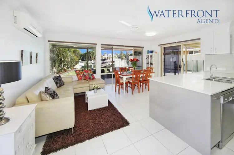 Sixth view of Homely house listing, 2 Coomaroo Crescent, Minyama QLD 4575