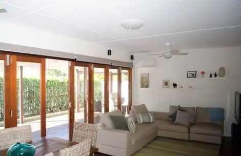 6 Mary Street, Labrador QLD 4215