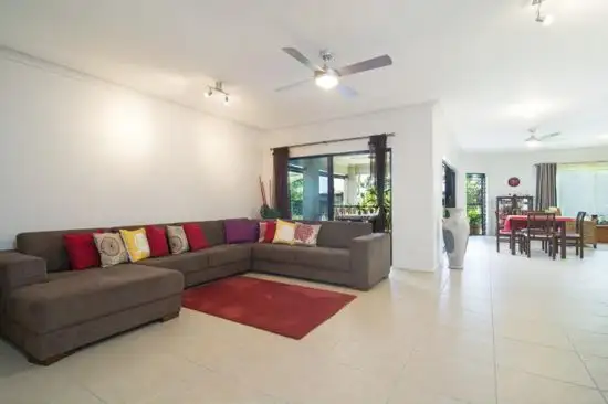 15 White Oak Avenue, Mossman QLD 4873