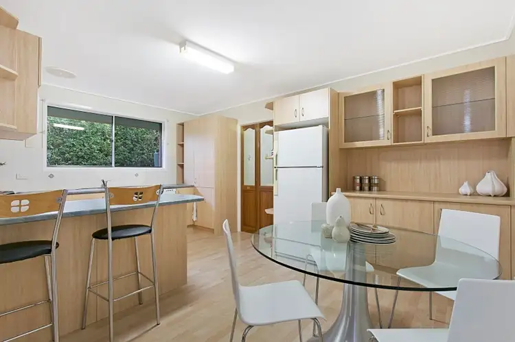 12 Ijong Street, Kenmore QLD 4069