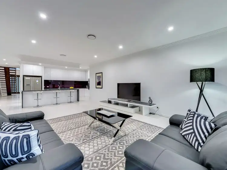 Fifth view of Homely house listing, 33 Kookaburra Circuit, Rochedale QLD 4123