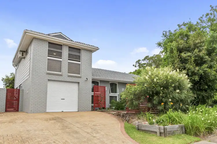11 Etna Place, Bossley Park NSW 2176