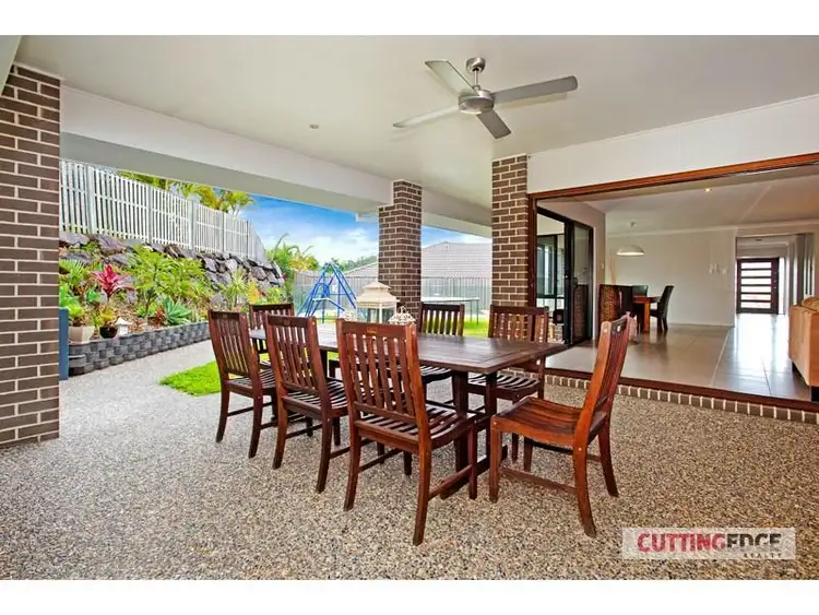 15 KABI Place, Pacific Pines QLD 4211