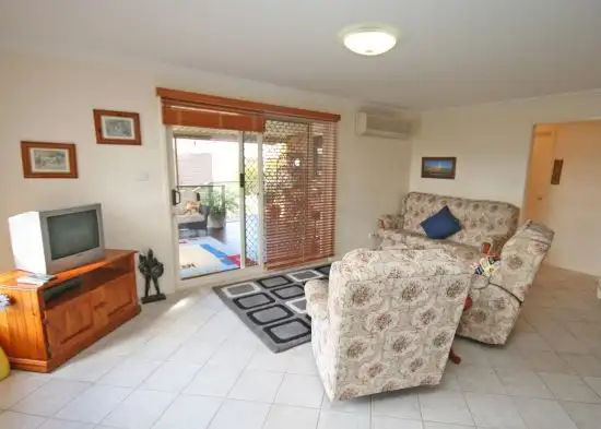Sixth view of Homely house listing, 6 Stratford Place, Tamworth NSW 2340