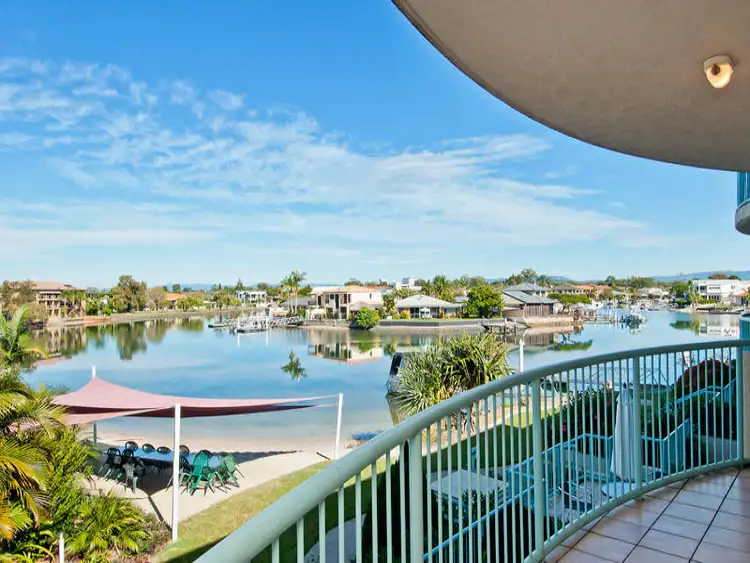 11/12 Taylor Street, Biggera Waters QLD 4216