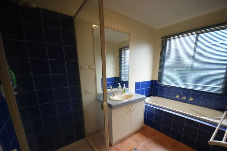 Fifth view of Homely house listing, 1 Vaughan Place, Deniliquin NSW 2710