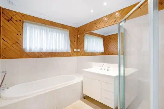 Sixth view of Homely house listing, 9 Avalon Road, Springfield NSW 2250