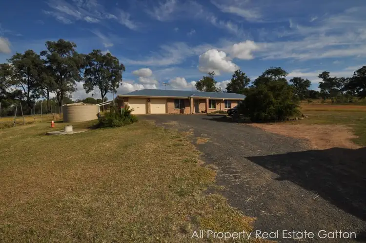 246 Ropeley Rockside Road, Ropeley QLD 4343