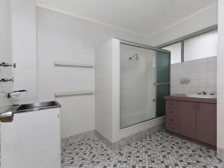 Sixth view of Homely unit listing, 7/277 Cavendish Road, Coorparoo QLD 4151