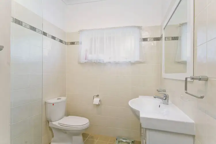 Sixth view of Homely house listing, 11 Craig Avenue, Oxley Park NSW 2760