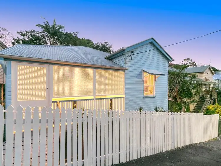 6 Confederate Street, Red Hill QLD 4059