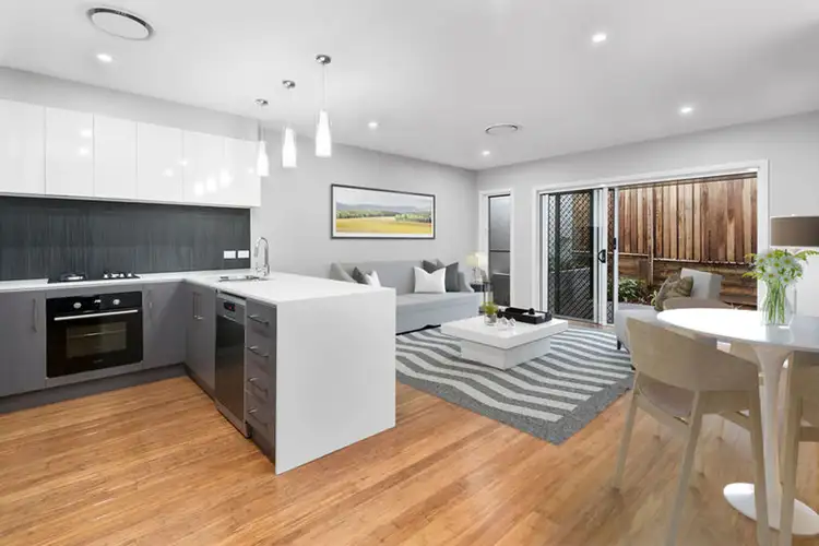 2/47 Long Street, Rangeville QLD 4350