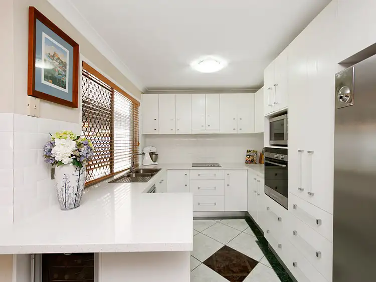 116 Oldfield Road, Sinnamon Park QLD 4073