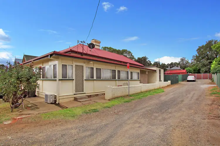 Main view of Homely unit listing, 1-4/98 Griffin Avenue, Tamworth NSW 2340